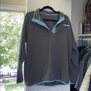 Columbia Pull Over hoodie